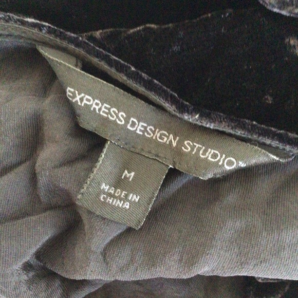 EXPRESS CRUSHED VELVET EMBELLISHED CAMISOLE MEDIUM - Picture 6 of 11